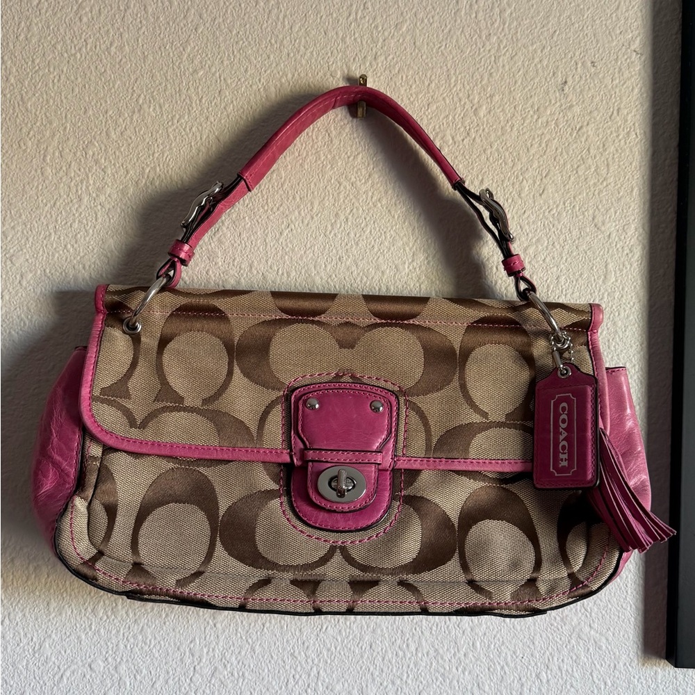 Vintage Y2K Coach Signature Flap Shoulder Bag – Pink Trim